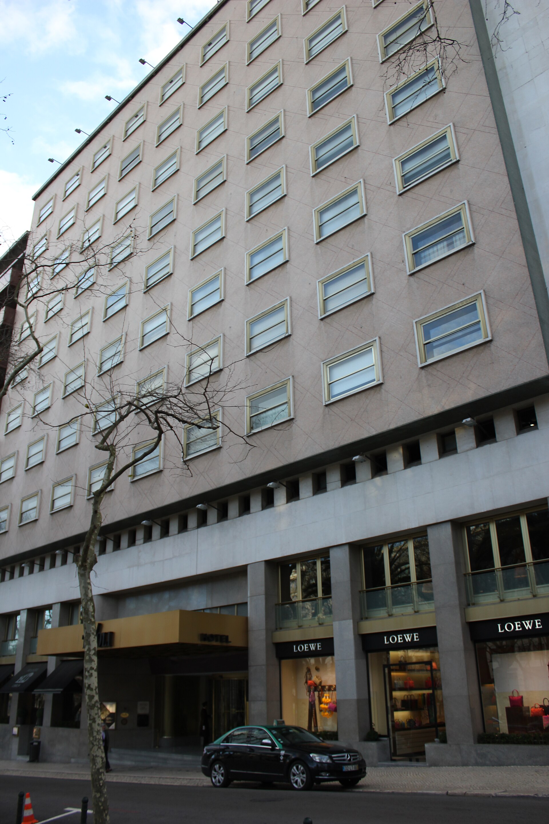 Lisbon avenue hotel